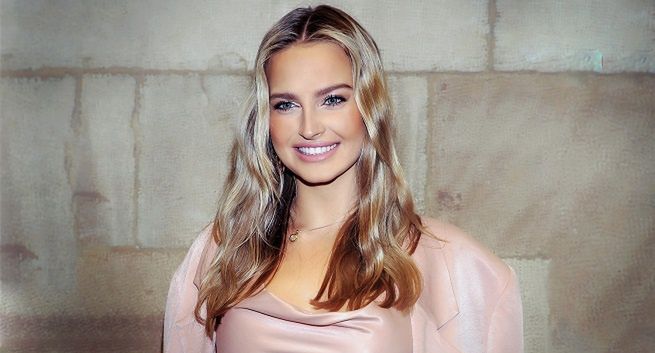 Karolina Pisarek pierwszą uczestniczką „Twoja twarz brzmi znajomo 16”