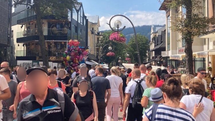 Zakopane przyciąga tłumy turystów niezależnie od pory roku