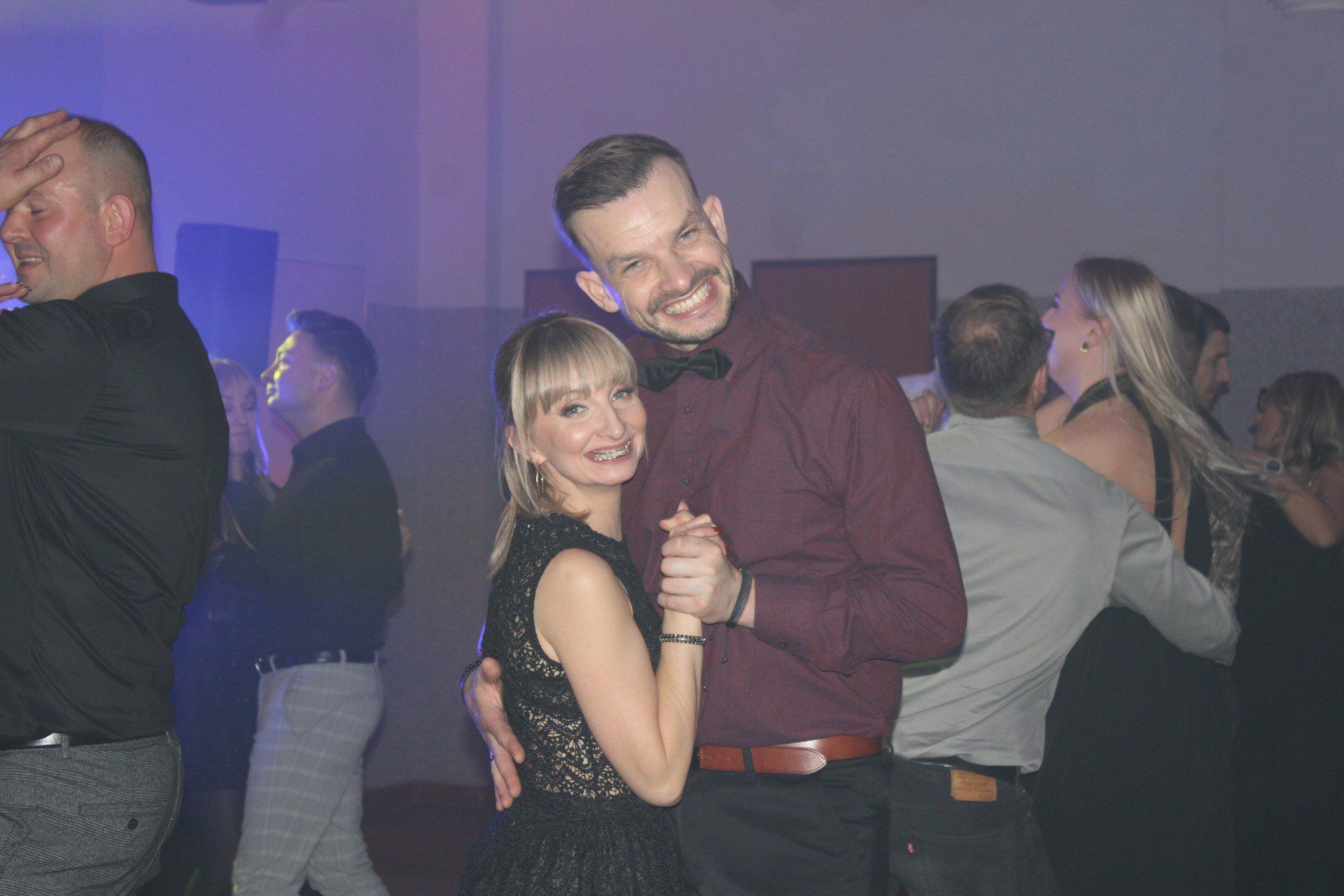 To była noc pełna świetnej zabawy i tańca.