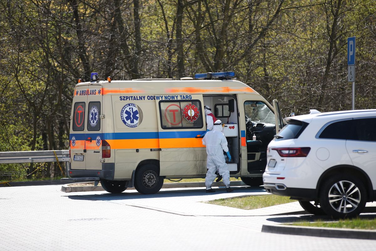 Koronawirus. Dolny Śląsk. Ponad 7 mln zł dla szpitali i DPS-ów