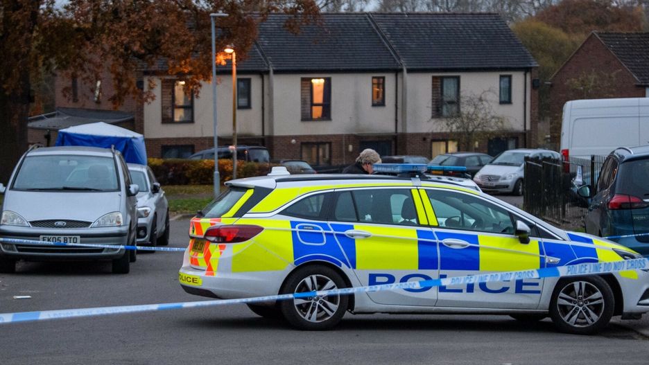 arch48Mandatory Credit: Photo by Peter Manning/LNP/Shutterstock (12616578g)  A police vehicle parked in front of a forensic tent following a stabbing on Wensley Road in Coley Park, Reading. An 18-year-old woman suffered stab wounds and was attended to by South Central Ambulance Service and Thames Valley Air Ambulance at approximately 14:05GMT and was taken to hospital. One man has been arrested in connection with this incident. It is thought that victim and her attacker are known to each other.  Stabbing in Reading, Berkshire, Reading, Berkshire, UK - 24 Nov 2021Peter Manning/LNP/Shutterstock