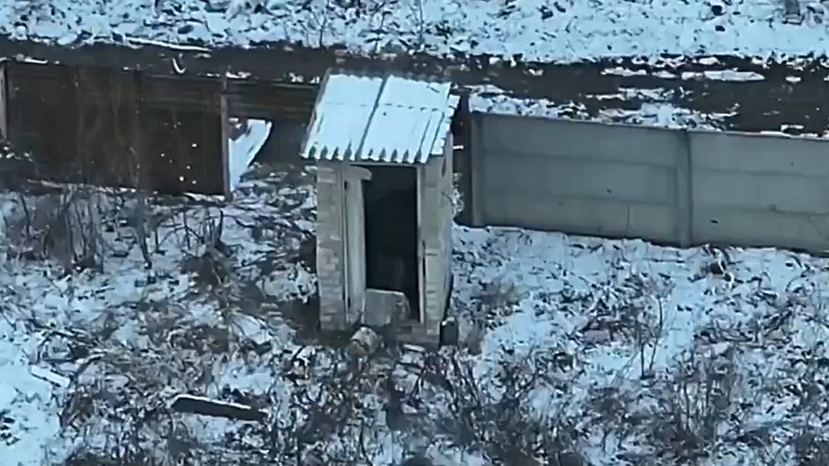 Moment przed uderzeniem drona