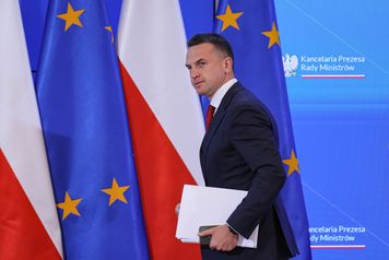 Kontrasygnata premiera dla członków zarządu NBP. Rzecznik rządu zabrał głos