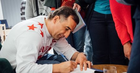 Michał "Misiek" Koterski zawładnął Biblioteką w Złotorii [ZDJĘCIA]