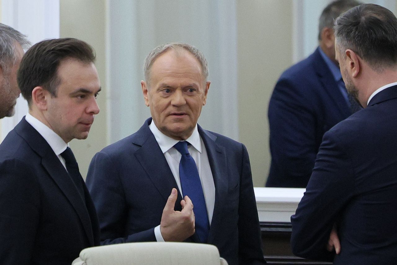 Niższe ceny paliw. Co powinien zrobić rząd? Polacy nie mają wątpliwości