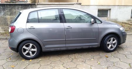 Kolejny zadowolony czytelnik. Kupił golfa i chciał się nim pochwalić