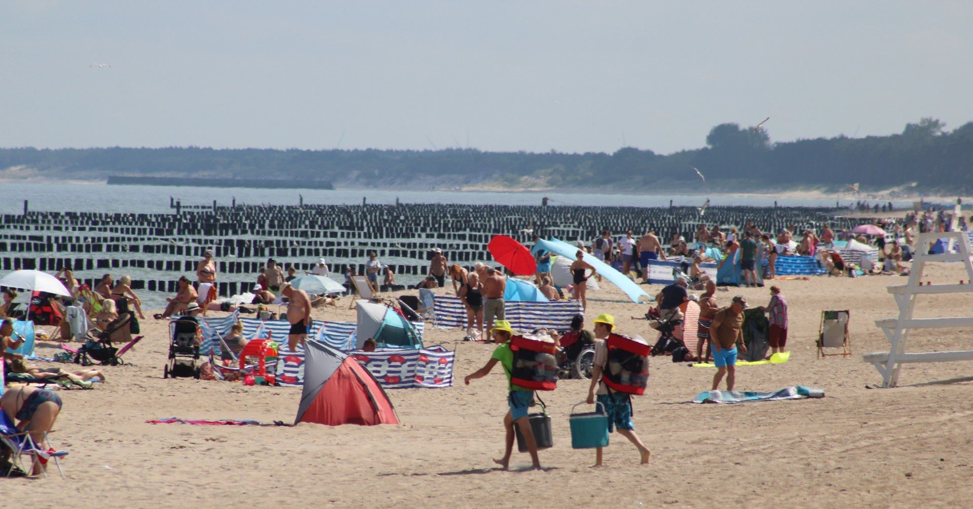 MIELEŃSKA PLAŻA TUZ PRZED ROZPOCZĘCIEM SEZONU