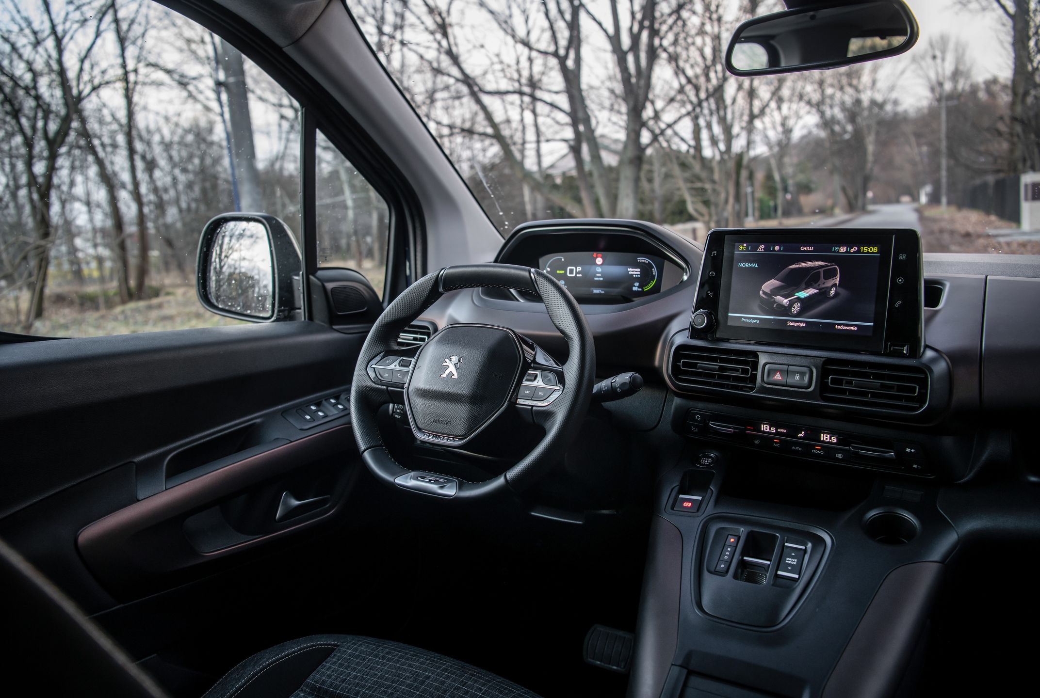 Peugeot e-Rifter (2022)
