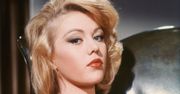 Grała u boku Bonda. Nie żyje Margaret Nolan
