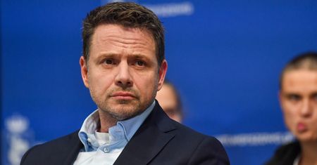 Trzaskowski gani Dudę. "Skrajnie nieodpowiedzialne"