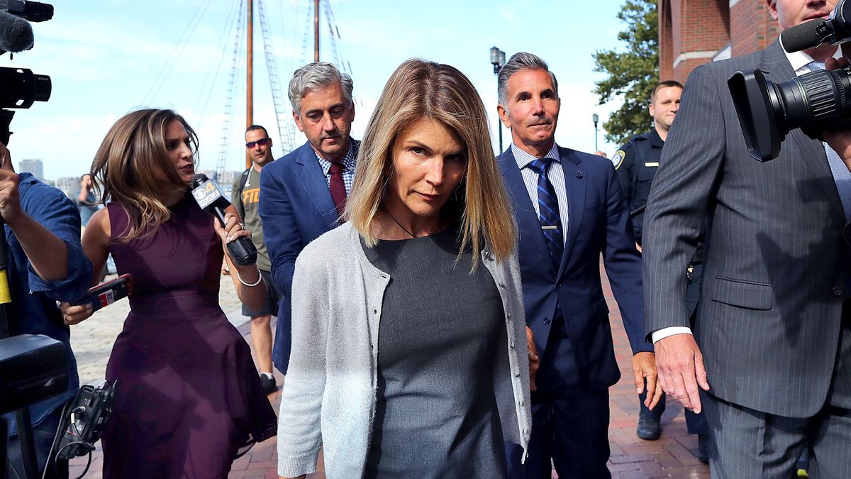 Lori Loughlin i Mossimo Giannulli przed sądem