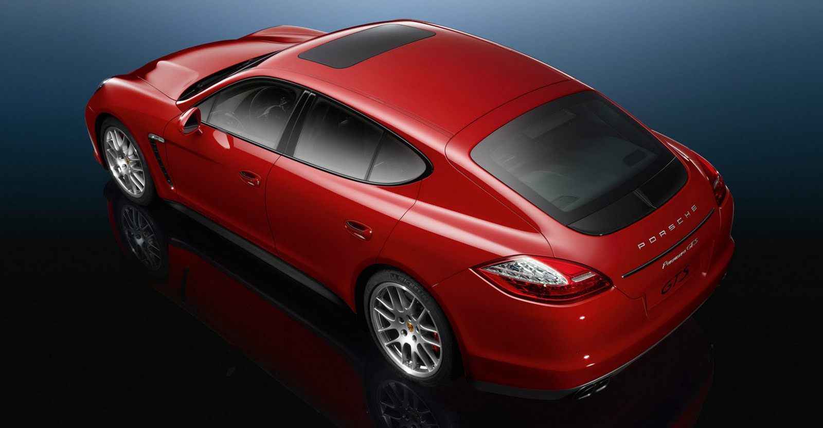 Porsche-Panamera-GTS