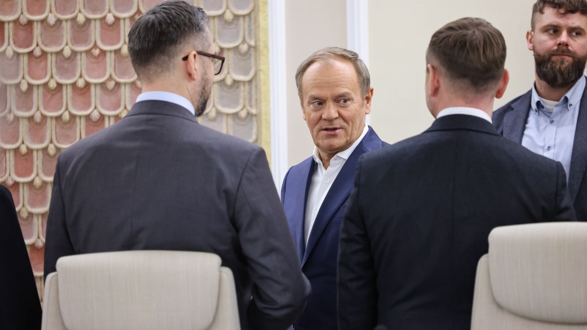 Premier Donald Tusk na wtorkowym posiedzeniu rządu