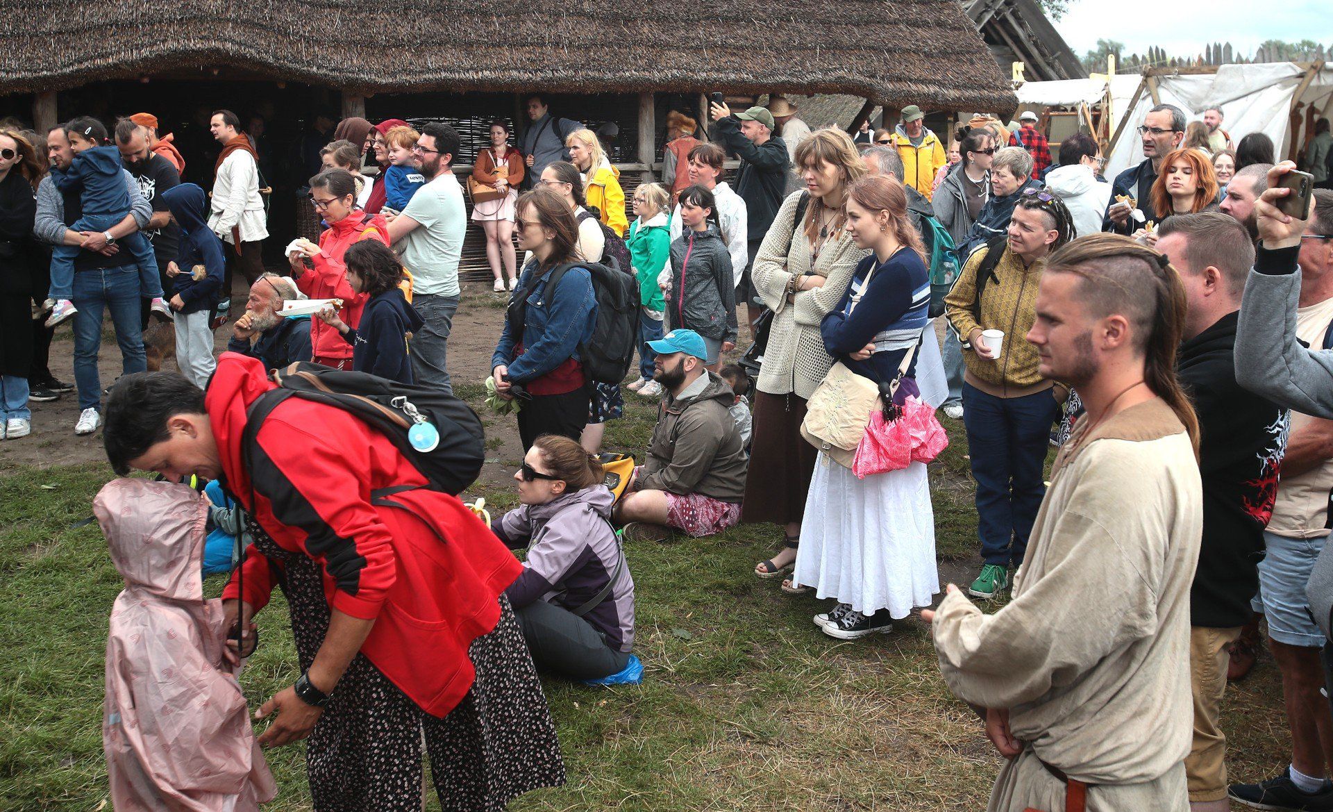 WOLIN ZACHODNIOPOMORSKIE 31 07 2025 30 FESTIWAL SLOWIAN I WIKINGOW NA WYSPIE WOLIN IMPREZA OD LAT PRZYCIAGAJACA REKONSTRUKTOROW Z CALEGO SWIATA FOT ANDRZEJ SZKOCKI/ POLSKA PRESS