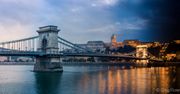 Budapesztańska dnio-noc ukazuje piękno charakterystycznych zakamarków miasta