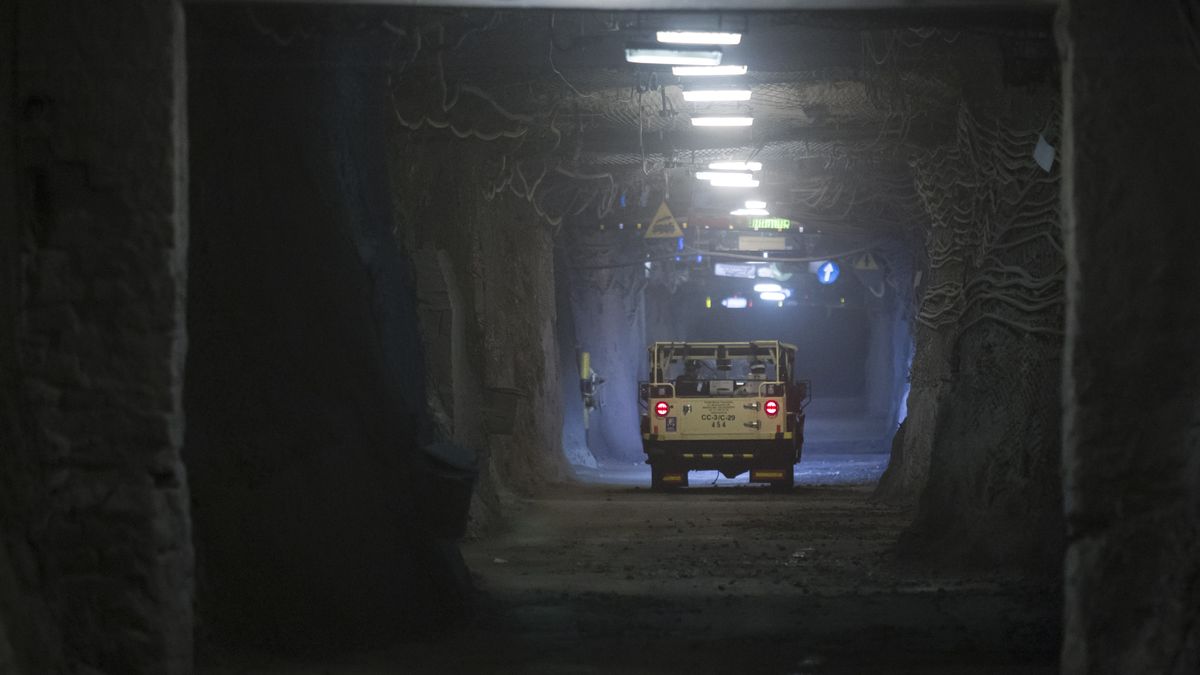 ZG Rudnag�rnictwo, BINARY<(22) bytes>, kopalnia, miedzi, BINARY<(5) bytes>, wn�trze, zg rudna