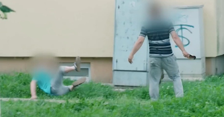 Wyskoczył do niego z butelką. Zdecydowana reakcja