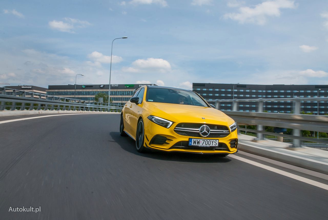 Mercedes-AMG A 35 świetnie czuje się na zakrętach