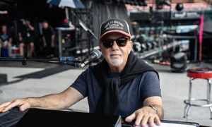 Billy Joel przeszedł operację mózgu. "Nie martwcie się o mnie. Wciąż tu jestem"