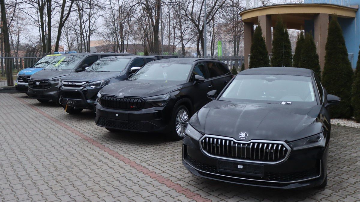 Nowe radiowozy polskiej policji