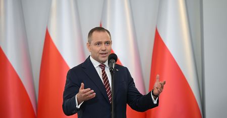 Wraca sprawa kawalerki pana Jerzego. Chcą przesłuchać notariusza