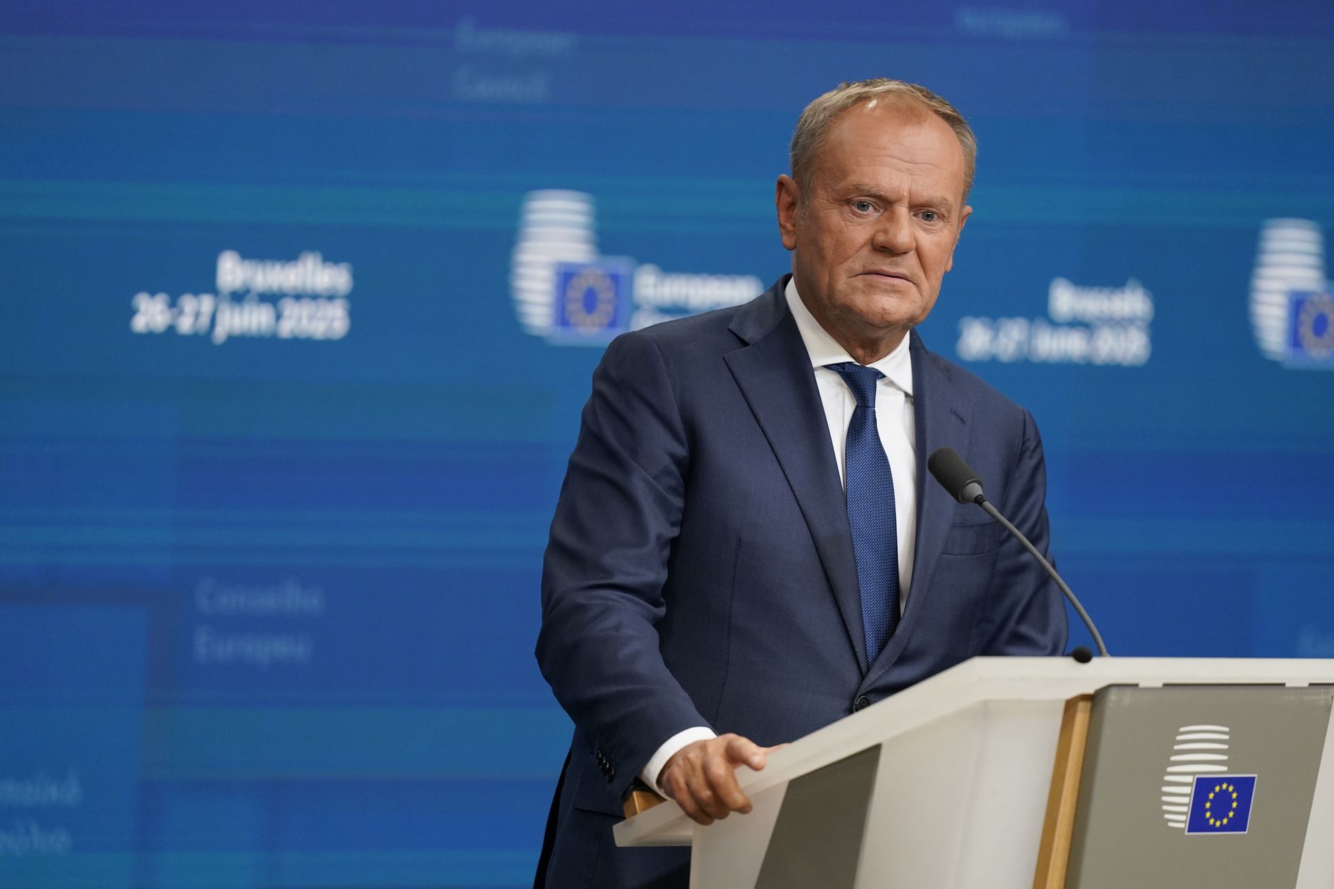 "Polsce grozi scenariusz Grecji". Niemcy ostrzegają