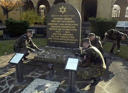 69. rocznica pogromu ludności żydowskiej w Niemczech