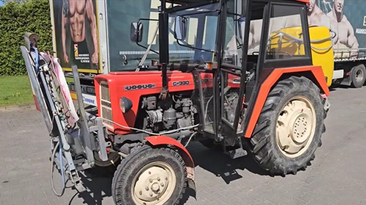 Czerwone "ferrari" Pudziana