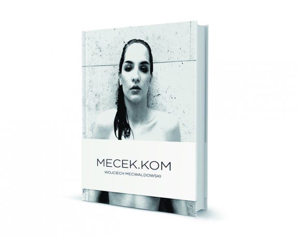 Albumy "MECEK.KOM" wędrują do...