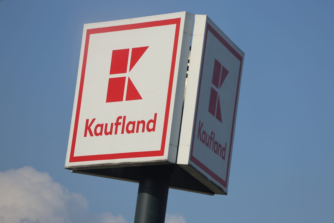 Kaufland wycofał wodę z promocji. Sieć wydała oświadczenie