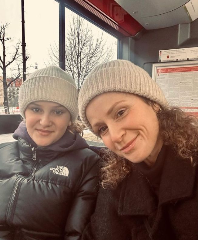 Monika Mrozowska z córką