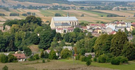 Urząd tonie w długach, ludzie bez pensji. Miasto na skraju bankructwa