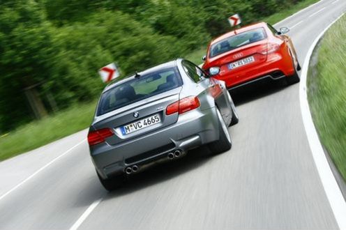 BMW M3 E92 vs Audi RS5