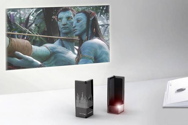 UFO - telefon, który trzeba zgiąć przed użyciem 4