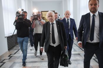 Niespodziewany zwrot w sondażach. PiS na prowadzeniu