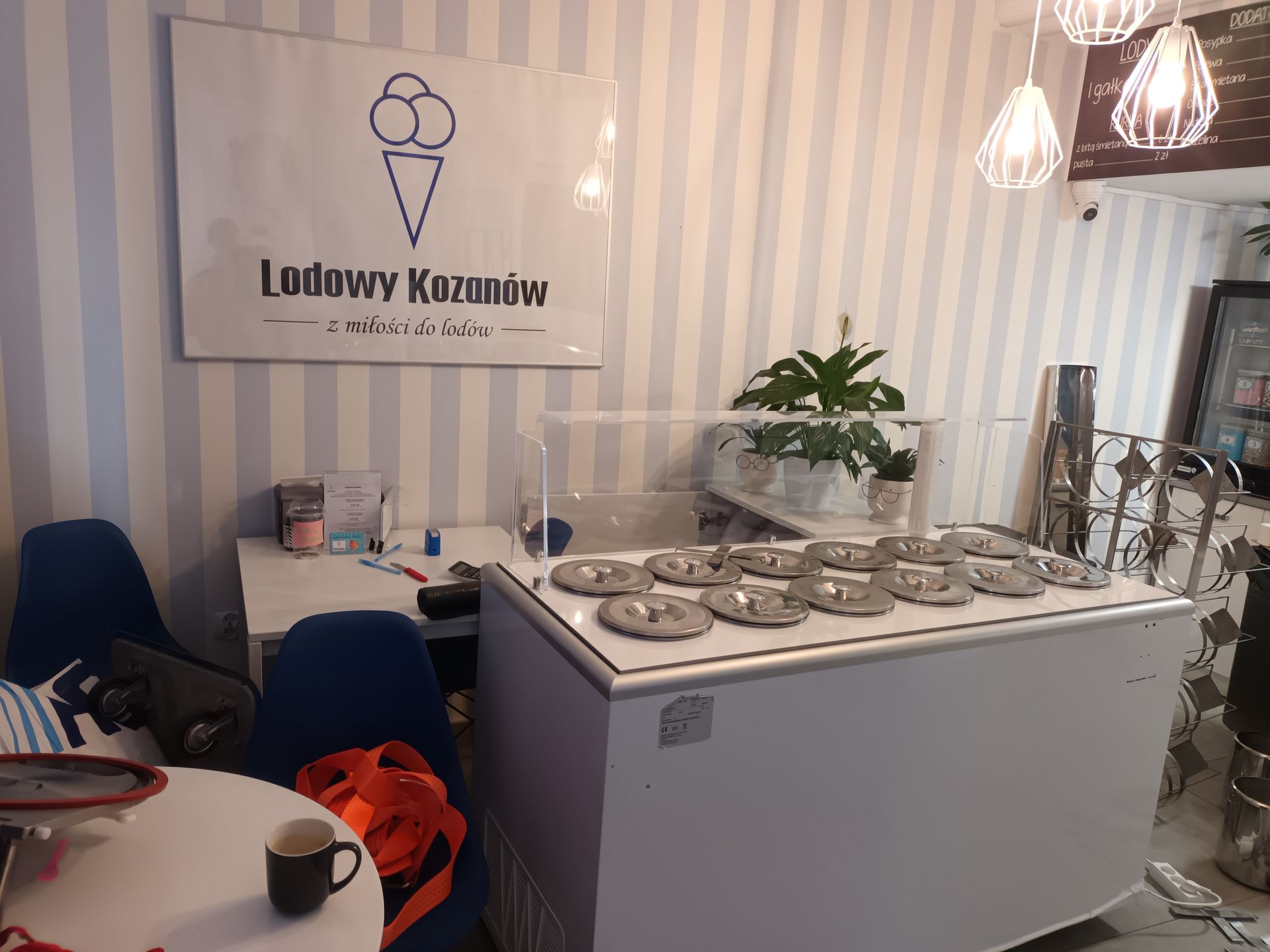 Lodziarnia "Lodowy Kozanów" szykuje się na powódź