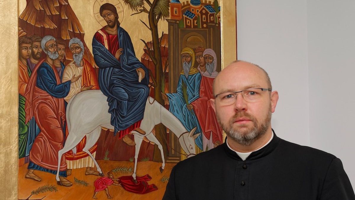 Ksiądz Rafał Sierla ma pomysł na kolędę