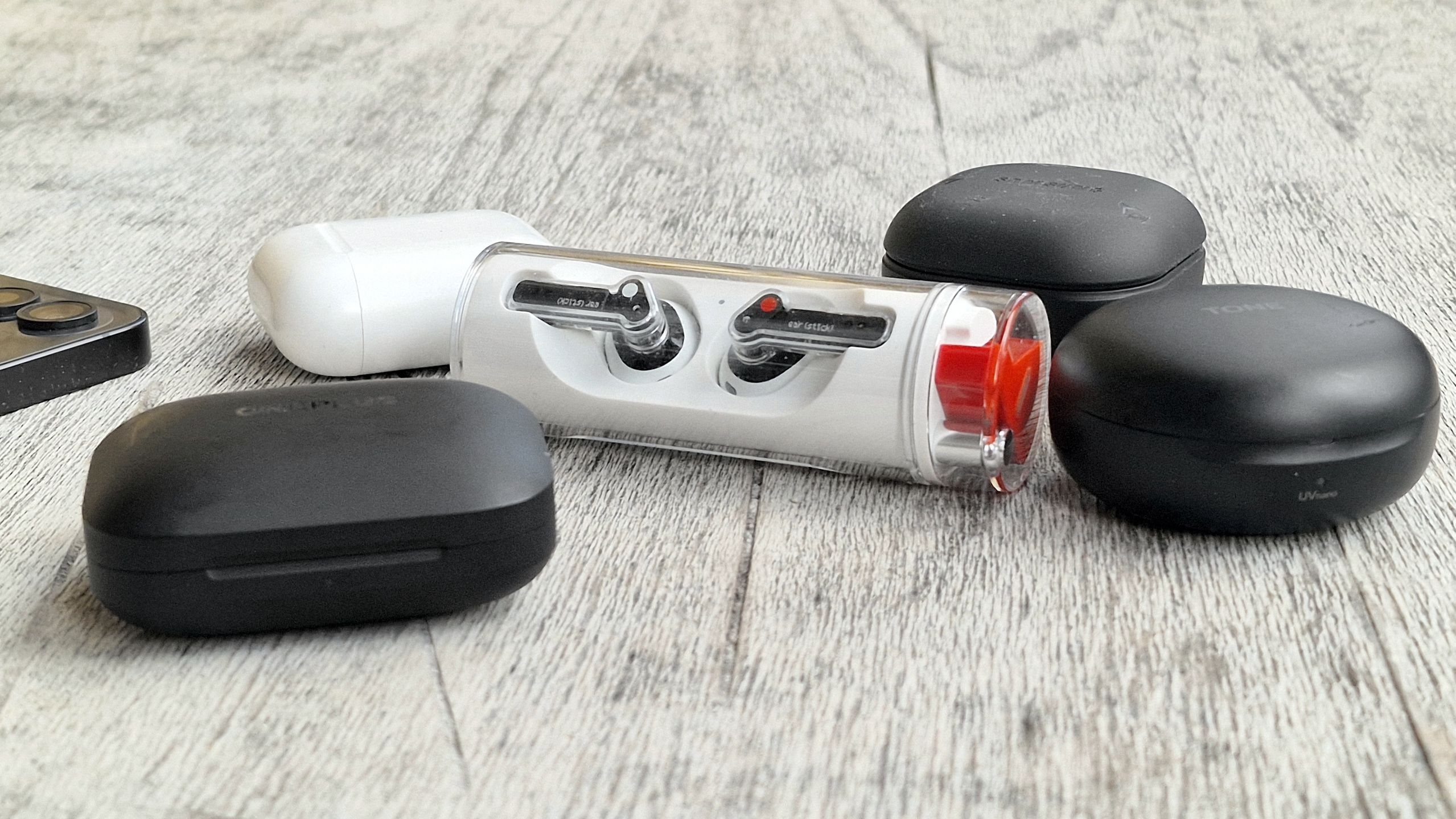 Słuchawki Nothing Ear (stick) wyróżniają się z tłumu
