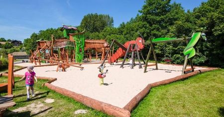 Czeladź. Wielkie owady zaatakują miasto. Nowa atrakcja robi wrażenie