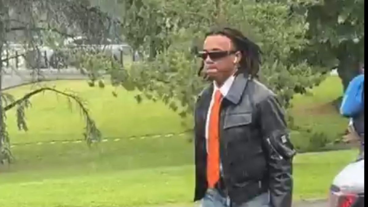 Jules Kounde zadziwił stylizacją we Francji