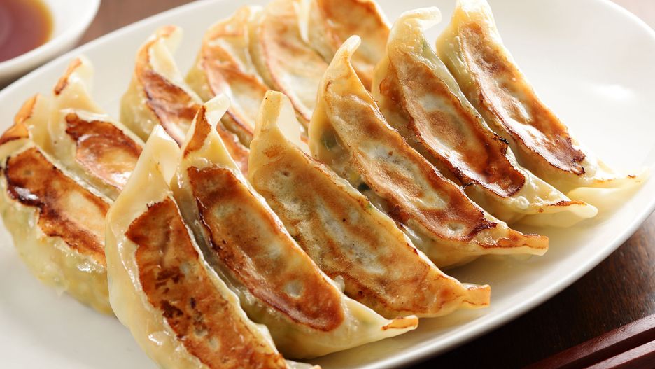 Pierożki gyoza z kurdybankiem
