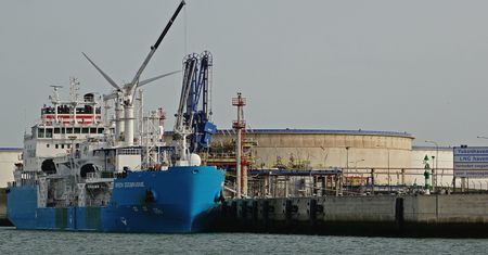 Holenderski hub dla rosyjskiego LNG. Rekord w porcie Zeebrugge