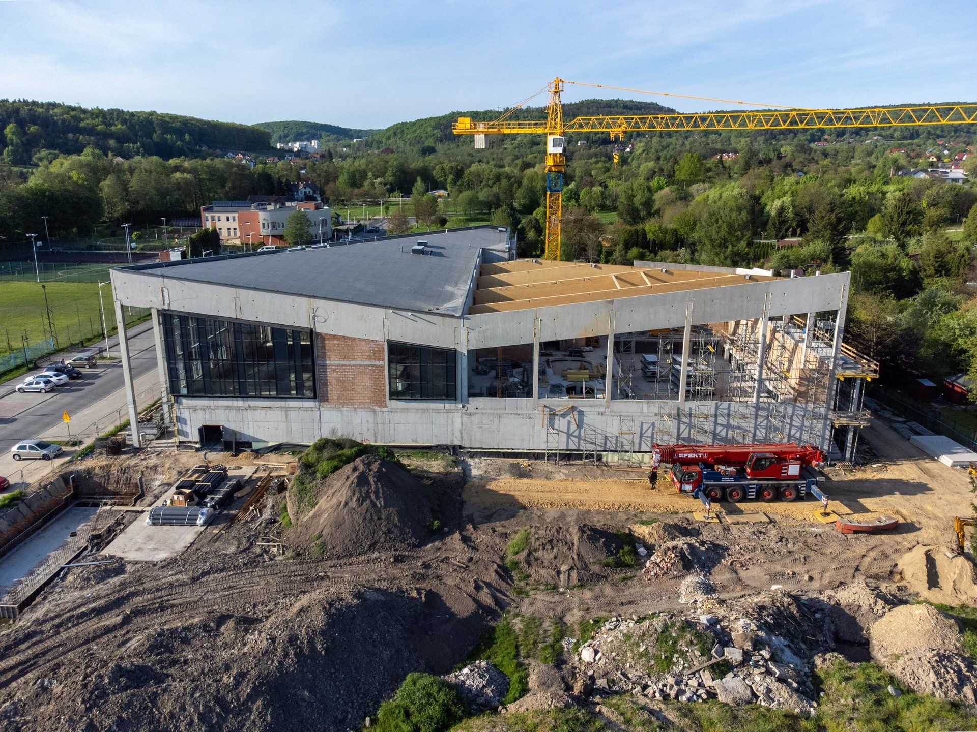 Budowa kompleksu basenów w Krzeszowicach