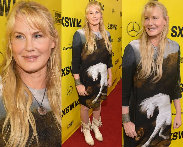 57-letnia Daryl Hannah powraca w sukience z koniem