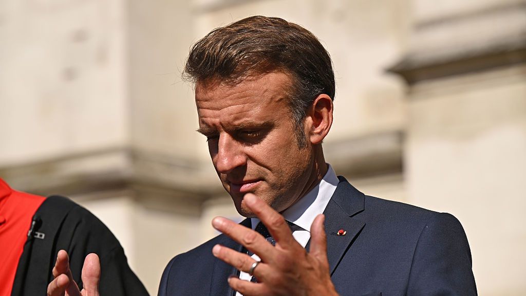 State Visit By The President Of The French Republic - Day One
LONDON, ENGLAND - JULY 8: President of France Emmanuel Macron leaves after a visit at Westminster Abbey on July 8, 2025 in London, England. President Emmanuel Macron and Mrs Brigitte Macron visit the UK in the first visit State Visit made by France in 17 years. They are staying at Windsor Castle, hosted by King Charles III and Queen Camilla, and a banquet will be held there in their honour. The Macrons will visit Imperial College, and the President will address Parliament during his stay. (Photo by Leon Neal/Getty Images)
Leon Neal