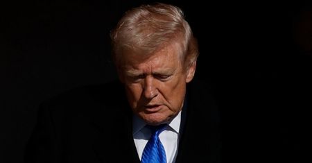 Trump negocjuje sam ze sobą? Ironiczny wpis ambasady Iranu