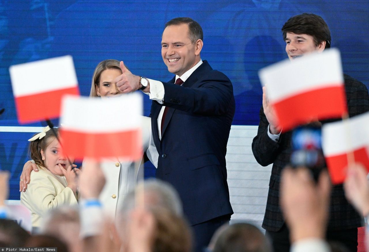 "Hardcorowa kampania", "jazda po bandzie". PiS zbroi się na drugą turę. Kulisy ze sztabu