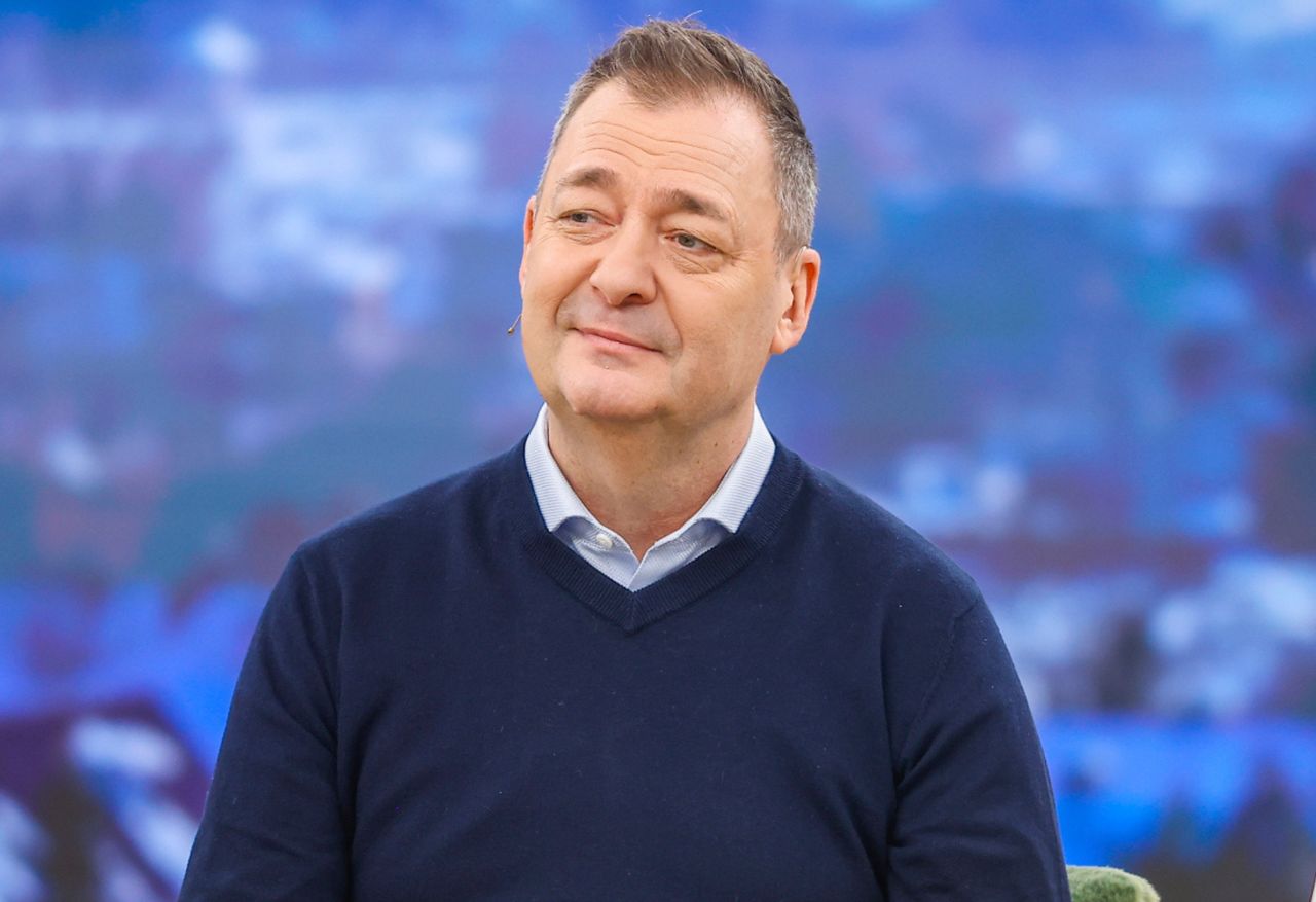 Jacek Rozenek ma młodszą żonę