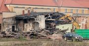 Budowa centrum przesiadkowego w Legnicy. Ruszyła rozbiórka zrujnowanych budynków