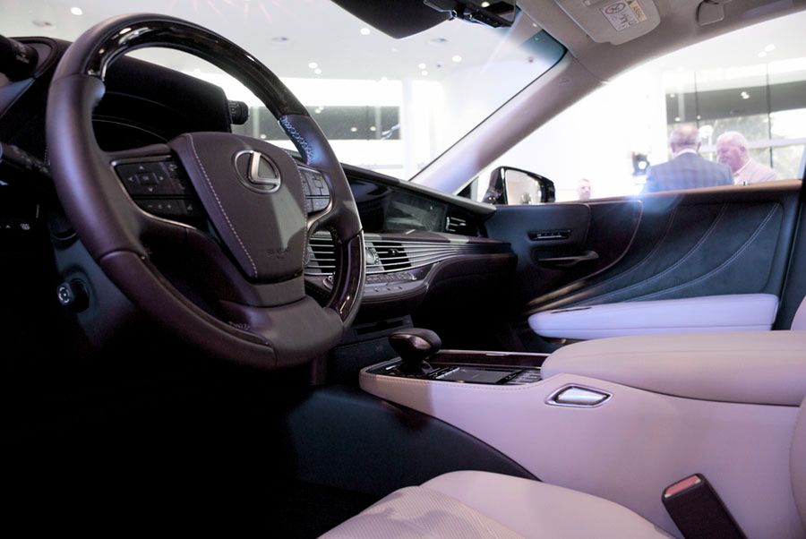 Lexus LS 500h